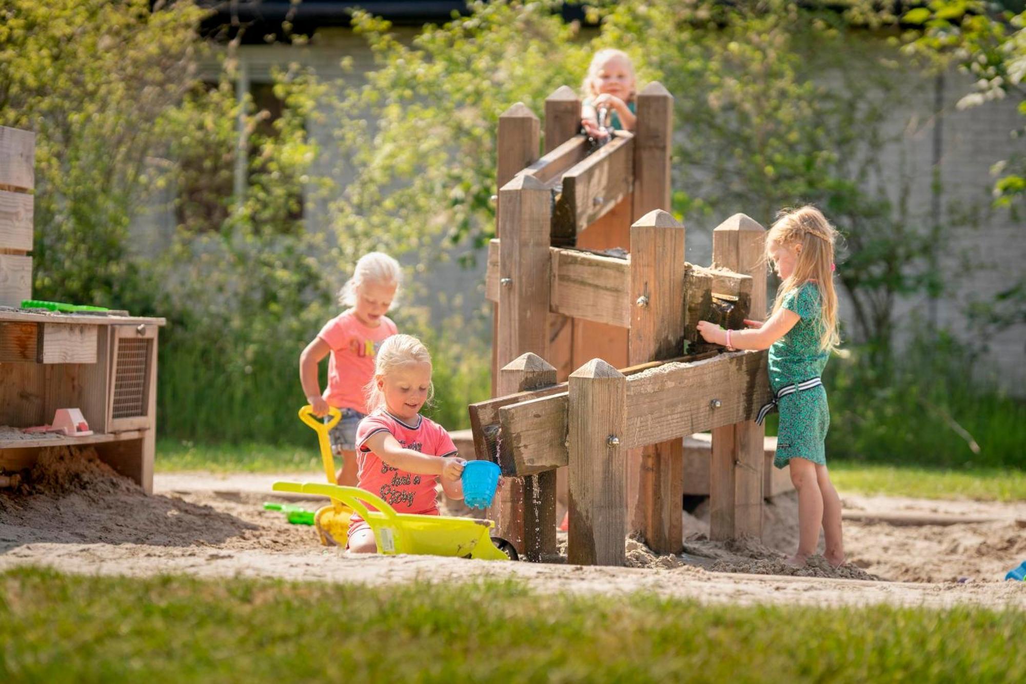 Vakantiepark Bosmeer Friesland Noordwolde  Экстерьер фото